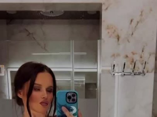 Helena Posterior Mare escort in Dubai offers Fotografii Private services