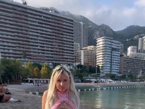 Vika-Monaco Étudiante escort in Monaco-Ville offers Fessée (receveur) services