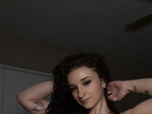Delia escort in  offers Masturbationsspiele services