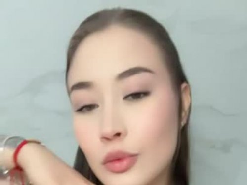Celeste Vip Escort escort in Barcelona offers Besar si hay buena química
 services