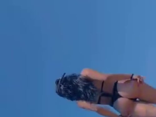 Hot girl in Barcelona offers girlfriend experience (GFE)