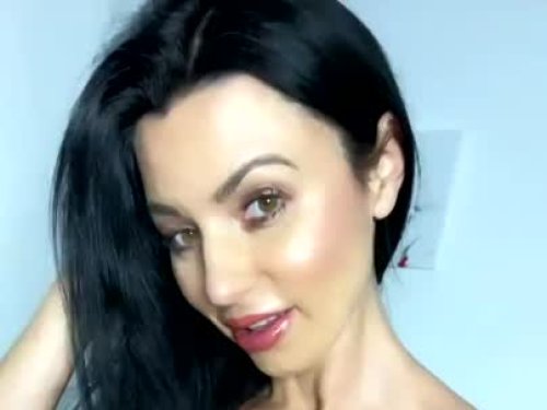 Lea-Escorte-Elite Modella/Ex-modella escort in Bordeaux offers Pompino senza preservativo fino al completamento services