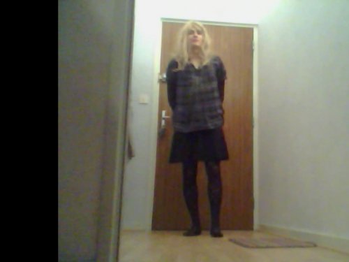 Mlle-Flora Ocasional escort in Thionville offers Experiência com garotas (GFE) services